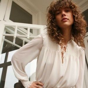 BNWOT⎜Aritzia Wilfred⎜CASTELLO BLOUSE⎜LIGHT BIRCH